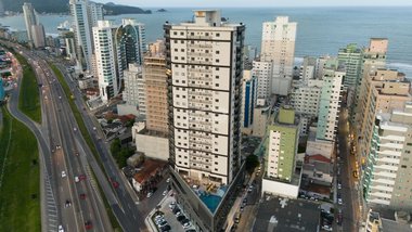 apartment em Rua 212, Meia Praia - Itapema - SC