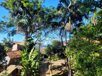 house em Servidão Juracy Pimentel, Lagoa da Conceição - Florianópolis - SC
