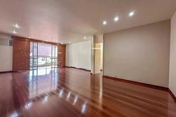 apartment em Rua Presidente Carlos de Campos, Laranjeiras - Rio de Janeiro - RJ
