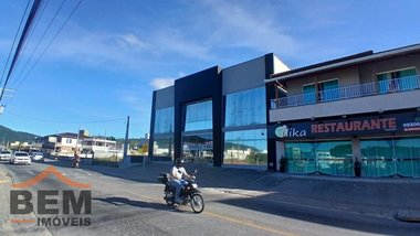 office em Rua Rio Amazonas, Cedro - Camboriú - SC