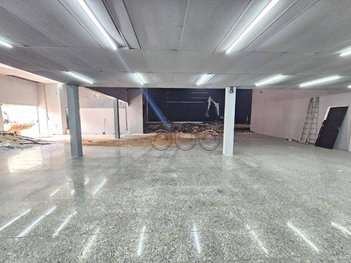 office em Avenida Professor Alberto Vollet Sachs, Nova América - Piracicaba - SP