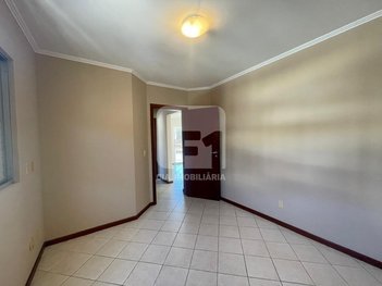 apartment em Rua Maria Eduarda, Pantanal - Florianópolis - SC