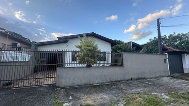 house em Rua José Salomon, Costa e Silva - Joinville - SC