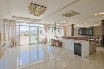 apartment em Rua Bispo Dom José, Batel - Curitiba - PR