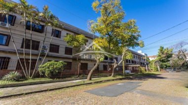 apartment em Rua Roque Gonzales, Jardim Botânico - Porto Alegre - RS