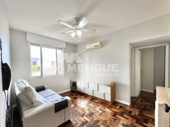 apartment em Rua Roque Calage, Passo da Areia - Porto Alegre - RS