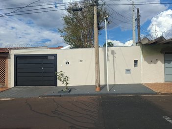 house em Rua Guerina Baroni Vitaliano, Geraldo Correia de Carvalho - Ribeirão Preto - SP