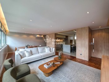 apartment em SQS 211 Bloco D, Asa Sul - Brasília - DF