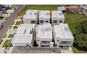 house em Rua David Geronasso, Boa Vista - Curitiba - PR