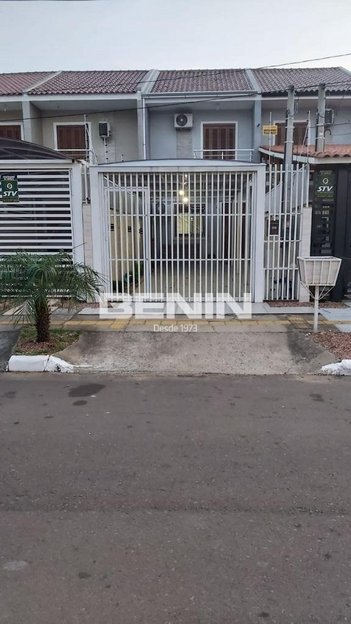 house em Rua Dona Josefa Eulália de Azevedo e Souza, São José - Canoas - RS