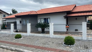 house em Rua Padre Parise, Praça - Tijucas - SC