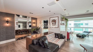 apartment em Rua Monsenhor Ivo Zanlorenzi, Mossunguê - Curitiba - PR