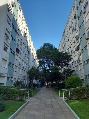 apartment em Avenida Engenheiro Francisco Rodolfo Simch, Sarandi - Porto Alegre - RS