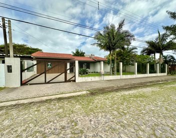 house em Rua Ibirapuitã, Centro - Xangri-Lá - RS