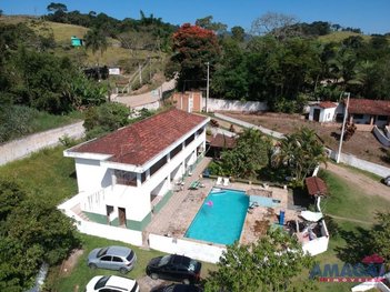 agricultural em Estrada Beija-Flor, Botujuru - Mogi das Cruzes - SP
