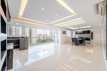 apartment em Rua Doutor João Satt, Jardim Europa - Porto Alegre - RS