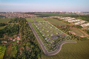 land_lot em Avenida da Maratona, Olímpico - Londrina - PR