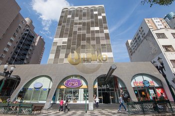 office em Rua Comendador Araújo, Centro - Curitiba - PR