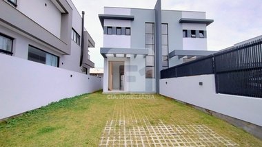 house em Rua Raimundo Starosky, Carianos - Florianópolis - SC