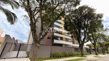 apartment em Rua Pará, Água Verde - Curitiba - PR