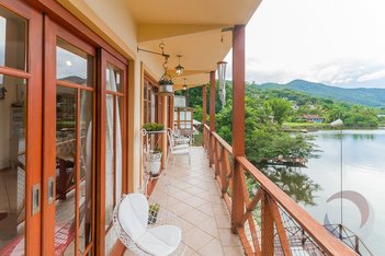 house em Laurindo Januário da Silveira, Lagoa da Conceição - Florianópolis - SC