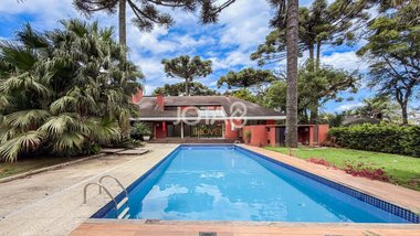 house em Avenida Fredolin Wolf, Santa Felicidade - Curitiba - PR