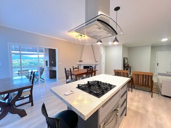 apartment em das Raias, Jurerê Internacional - Florianópolis - SC