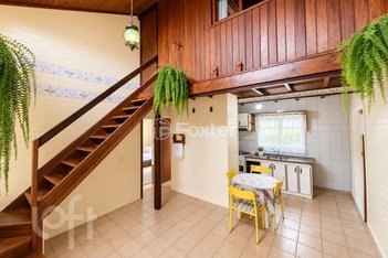 house em Servidão Ruth Bastos de Oliveira, Lagoa da Conceição - Florianópolis - SC