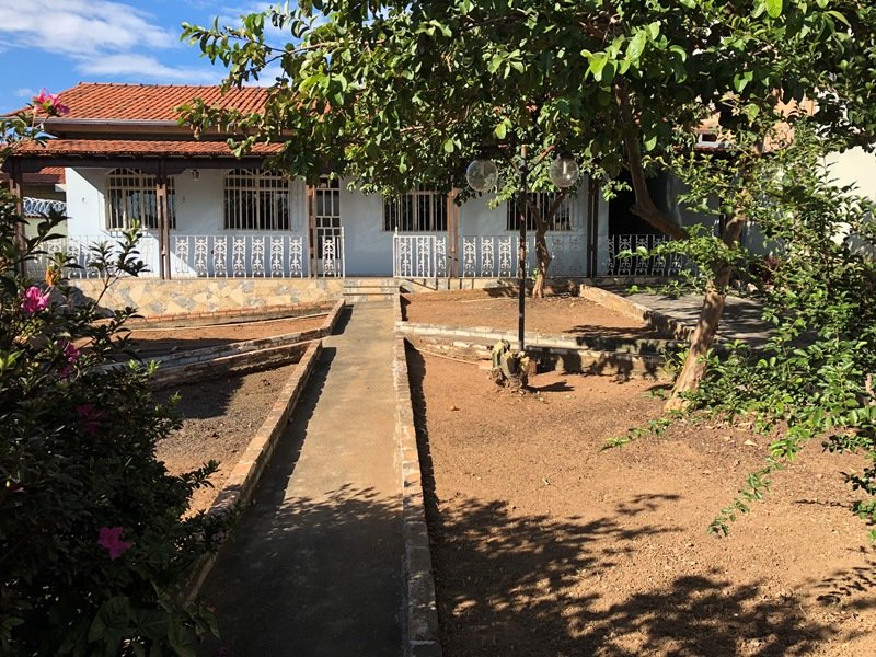 Casa com 3 quartos — Floramar, Belo Horizonte
