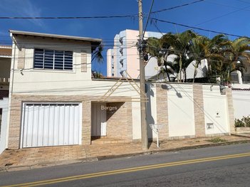 house em Rua Alvarina Frota, Santa Luiza - Varginha - MG