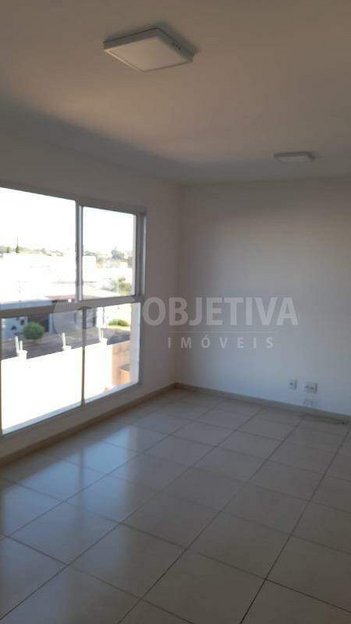 apartment em Rua Renato de Oliveira Grama, Jardim Inconfidência - Uberlândia - MG