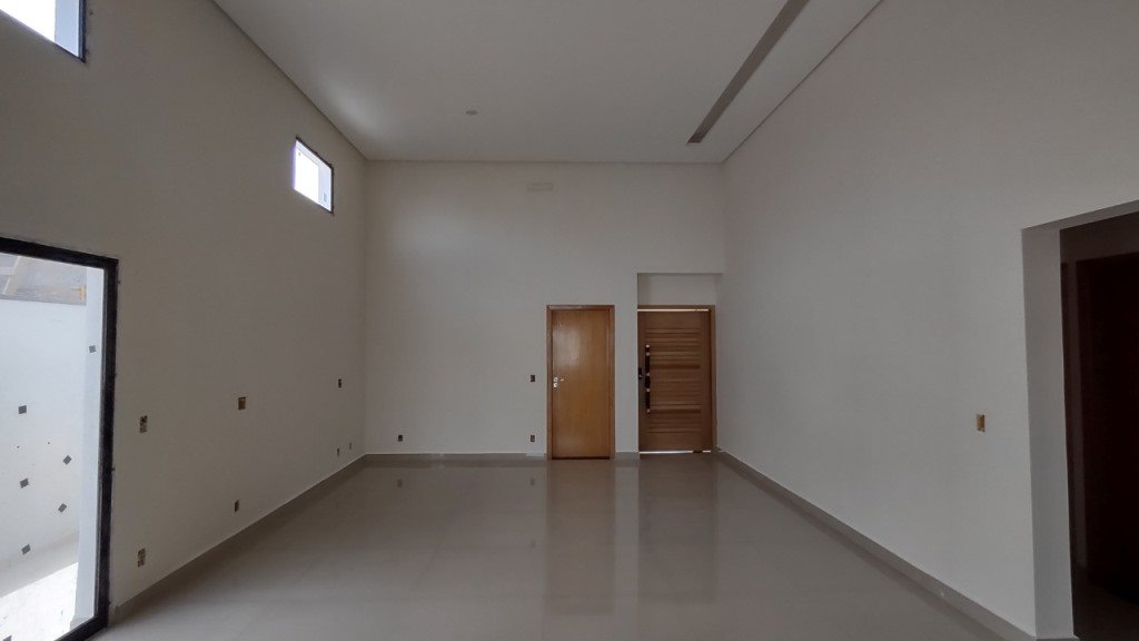 CASA T�RREA NOVA NO CONDOM�NIO TERRAS DO VALE