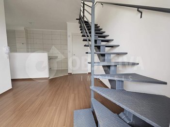 apartment em Avenida Vereador Carlito Cordeiro, Laranjeiras - Uberlândia - MG