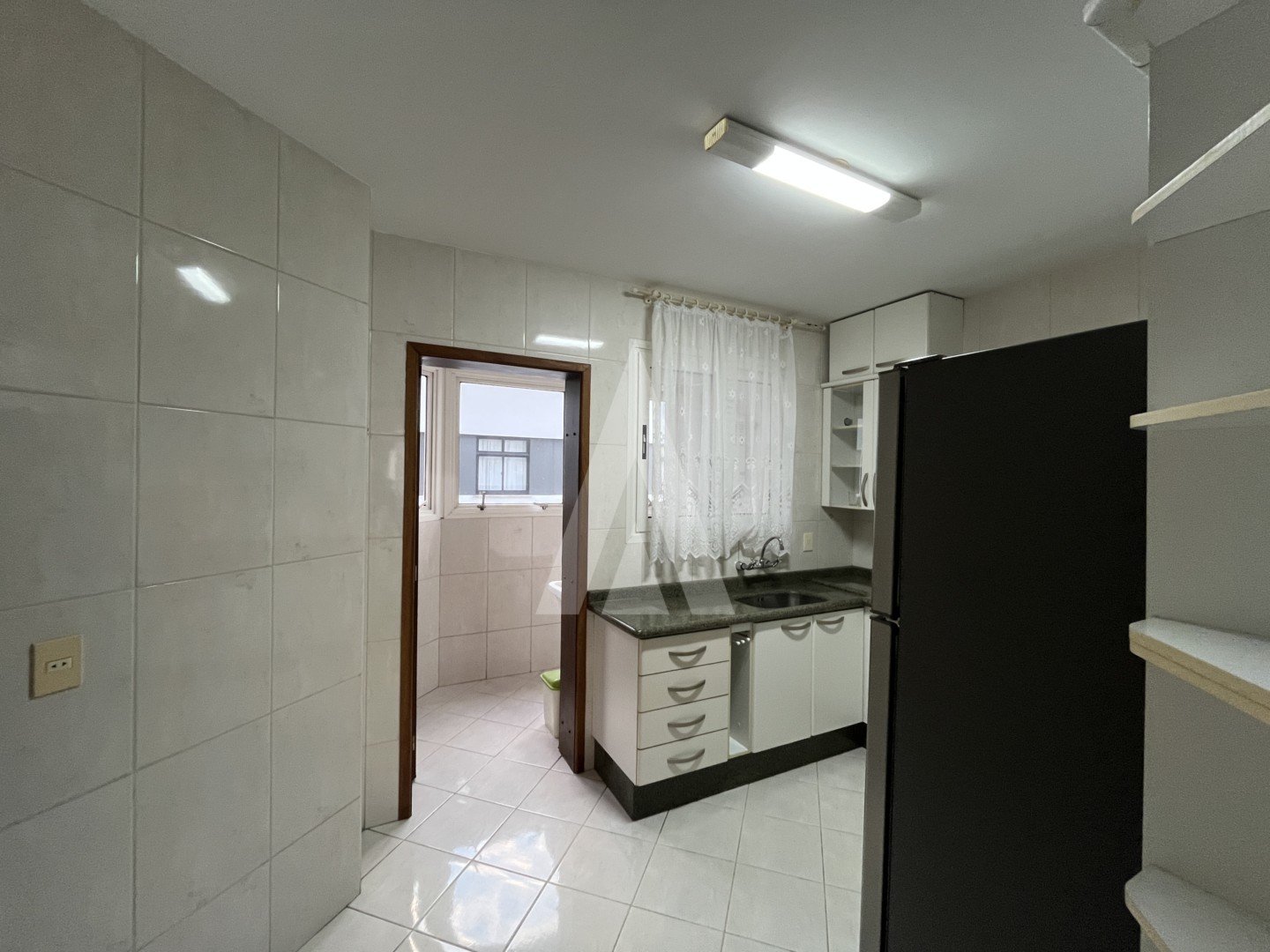 COZINHA COM ARM�RIOS