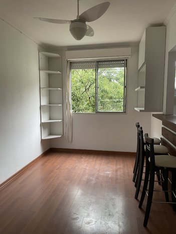 apartment em Rua Tenente Ary Tarrago, Jardim Itu - Porto Alegre - RS