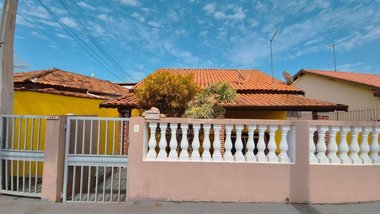 house em Avenida Celina Falcão Andrade, Jardim Porangaba - Águas de São Pedro - SP