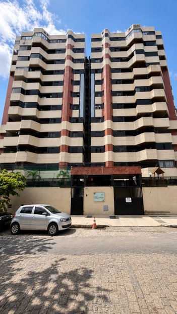 apartment em Avenida Doutor José Sampaio Luz, Ponta Verde - Maceió - AL