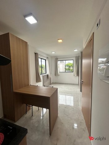 apartment em Rua Brasílio Itiberê, Jardim Botânico - Curitiba - PR