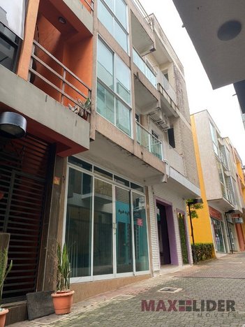 commercial_property em Das Camelias, Condomínio Centro Comercial Alphaville - Barueri - SP