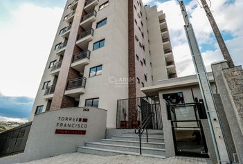 apartment em Rua Francisco Xavier de Almeida Garret, Centro - Campo Largo - PR