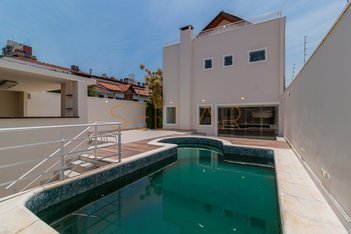 house em Rua das Hortênsias, Mirandópolis - São Paulo - SP