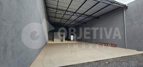 industrial em Rua José Agostinho, Custódio Pereira - Uberlândia - MG
