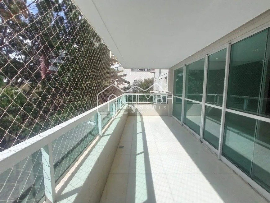 Apartamento com 4 quartos — Santo Antônio, Belo Horizonte