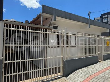 house em Rua Ipiranga, Centro - Barra Velha - SC