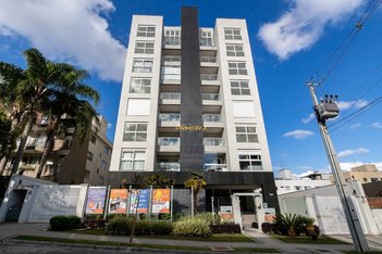 apartment em Rua Monsenhor Manoel Vicente, Água Verde - Curitiba - PR