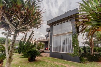 house em Bertha Loforte Gonçalves, Teresópolis - Porto Alegre - RS
