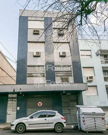 business em Rua Duque de Caxias, Centro Histórico - Porto Alegre - RS