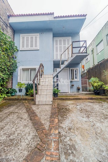 house em Rua Barão de Tramandaí, Passo da Areia - Porto Alegre - RS