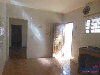 house em Rua Oscar Bagatini, Jardim Santa Maria - Jacareí - SP