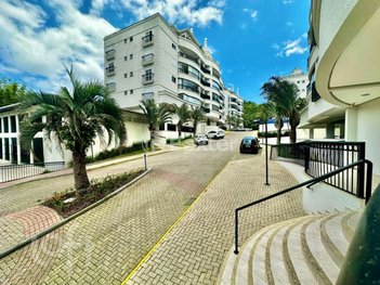 apartment em Rua Desembargador Pedro Silva, Coqueiros - Florianópolis - SC